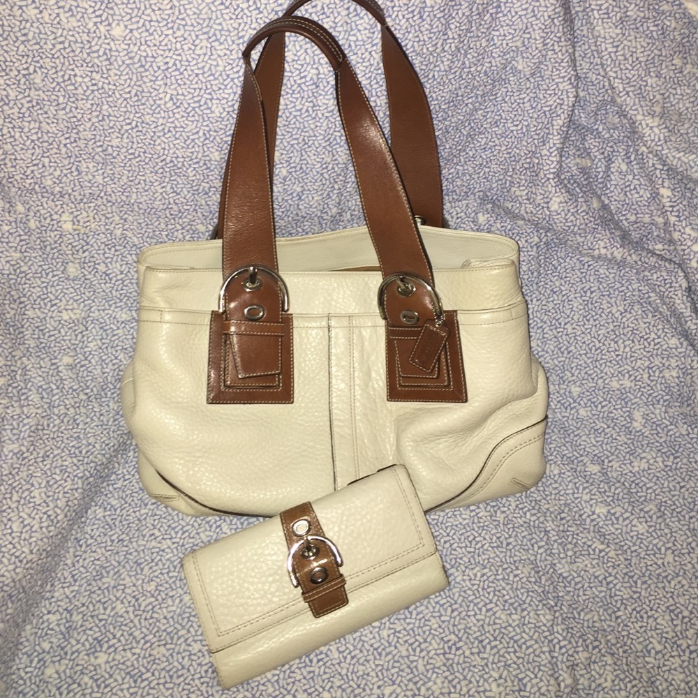 Heavy leather coach purse and matching wallet